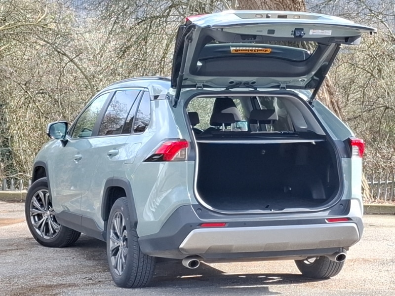 Used Toyota RAV4 2022 for sale - 77891885: Photo 15