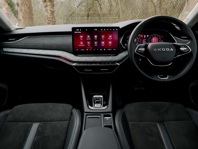 Used Skoda Octavia 2025 for sale - 77873865: Photo 2