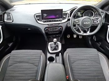 Used Kia Ceed 2023 for sale - 79343306: Photo