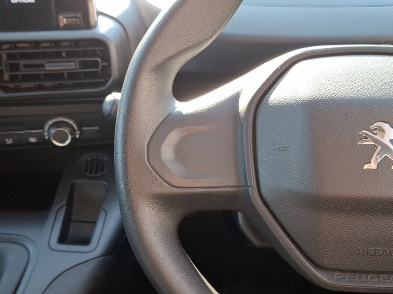 Used Peugeot Partner 2023 for sale - 77947510: Photo 15