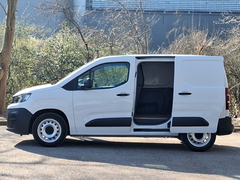 Used Peugeot Partner 2023 for sale - 77947510: Photo 19