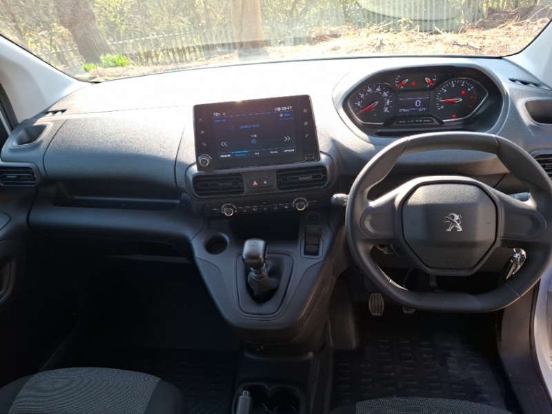 Used Peugeot Partner 2023 for sale - 77947510: Photo 2