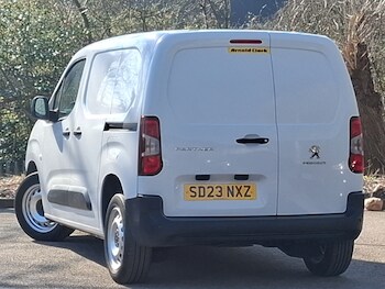 Used Peugeot Partner 2023 for sale - 77947510: Photo