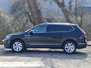 Used Volkswagen Tiguan Allspace 2023 for sale - 77889560: Photo