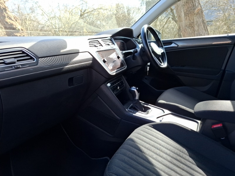 Used Volkswagen Tiguan Allspace 2023 for sale - 77889560: Photo 5