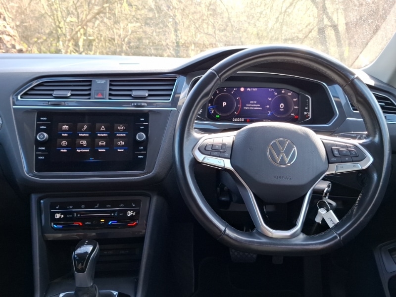Used Volkswagen Tiguan Allspace 2023 for sale - 77889560: Photo 7