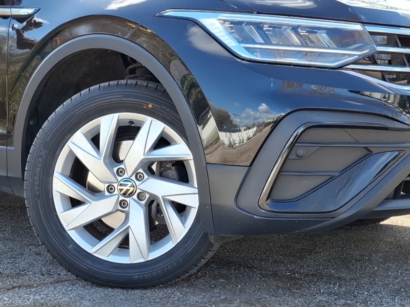 Used Volkswagen Tiguan Allspace 2023 for sale - 77889560: Photo 9