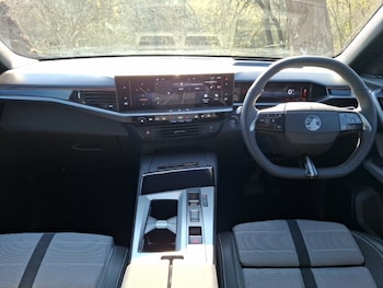 Used Vauxhall Grandland 2025 for sale - 77947504: Photo