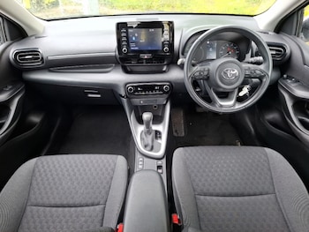 Used Toyota Yaris 2023 for sale - 78821346: Photo