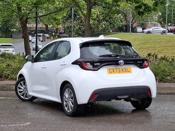 Used Toyota Yaris 2023 for sale - 78821346: Photo