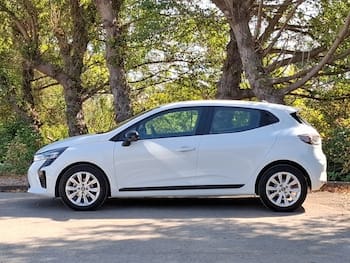 Used Renault Clio 2024 for sale - 79452126: Photo