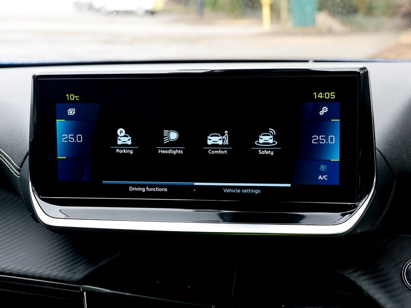 Used Peugeot 2008 2022 for sale - 77702148: Photo 15