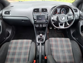 Used Volkswagen Polo 2016 for sale - 78837505: Photo