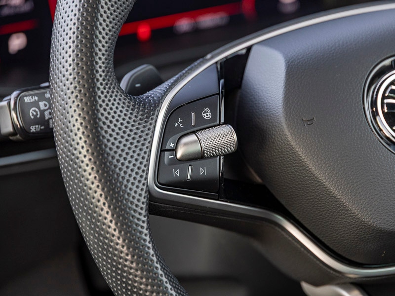 Used Skoda Karoq 2024 for sale - 78057382: Photo 11