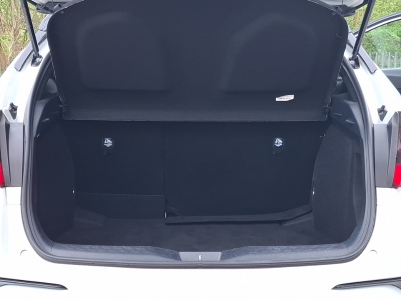 Used Toyota C-HR 2023 for sale - 78178669: Photo 8