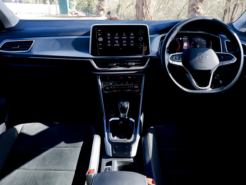 Used Volkswagen T-Roc 2023 for sale - 77921950: Photo 2