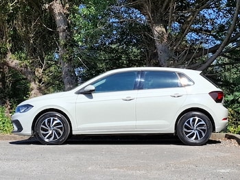 Used Volkswagen Polo 2024 for sale - 79223669: Photo