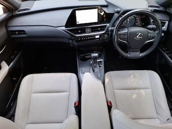 Used Lexus UX 2023 for sale - 79368430: Photo