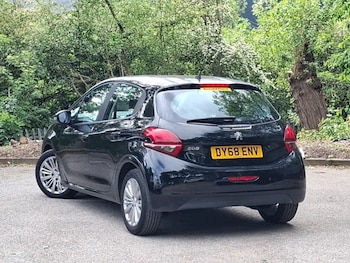 Used Peugeot 208 2018 for sale - 78767015: Photo