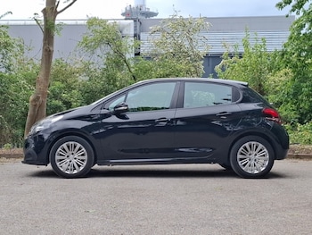 Used Peugeot 208 2018 for sale - 78767015: Photo