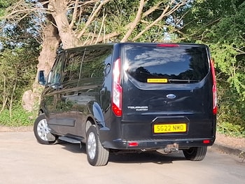 Used Ford Tourneo Custom 2022 for sale - 79513796: Photo