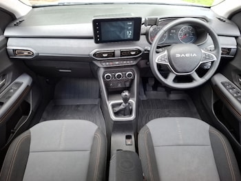 Used Dacia Sandero Stepway 2023 for sale - 78889795: Photo