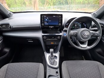 Used Toyota Yaris Cross 2023 for sale - 78478493: Photo