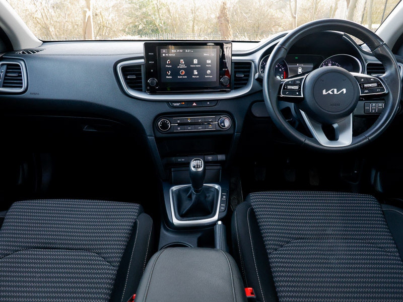 Used Kia Ceed 2023 for sale - 77697749: Photo 2