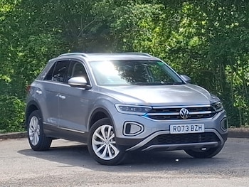 Used Volkswagen T-Roc 2023 for sale - 78774106: Photo