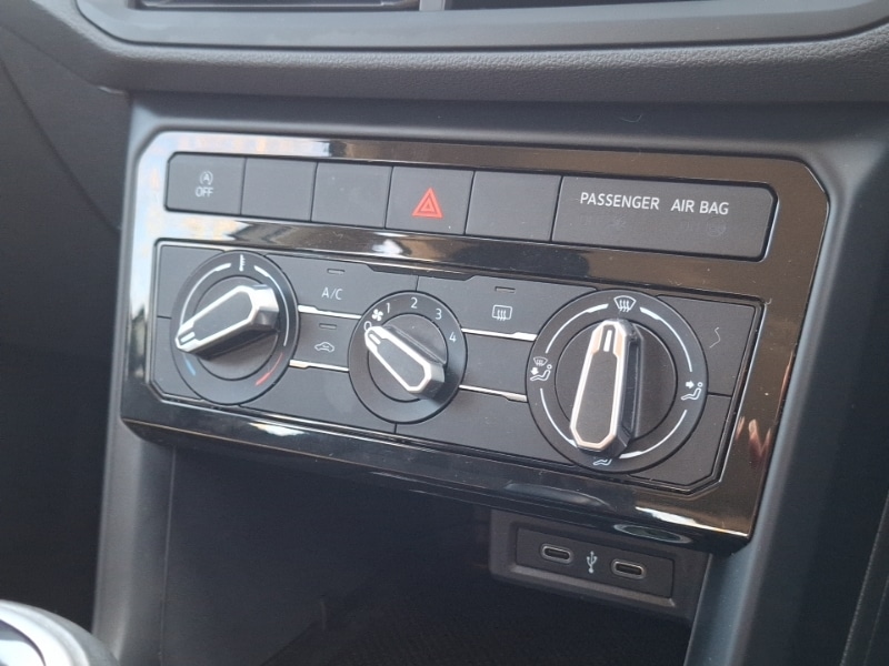 Used Volkswagen T-Cross 2023 for sale - 77933015: Photo 16