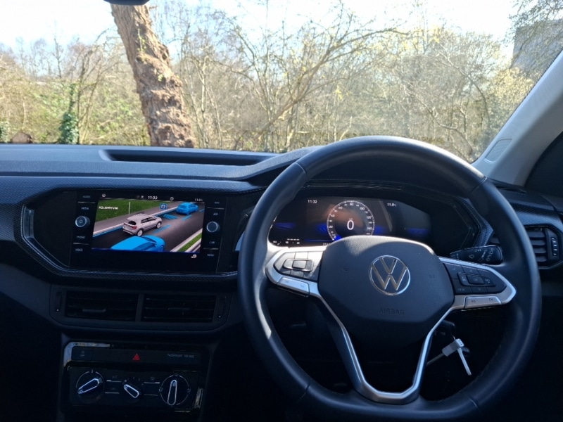 Used Volkswagen T-Cross 2023 for sale - 77933015: Photo 2