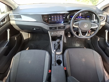 Used Volkswagen Polo 2024 for sale - 79247174: Photo