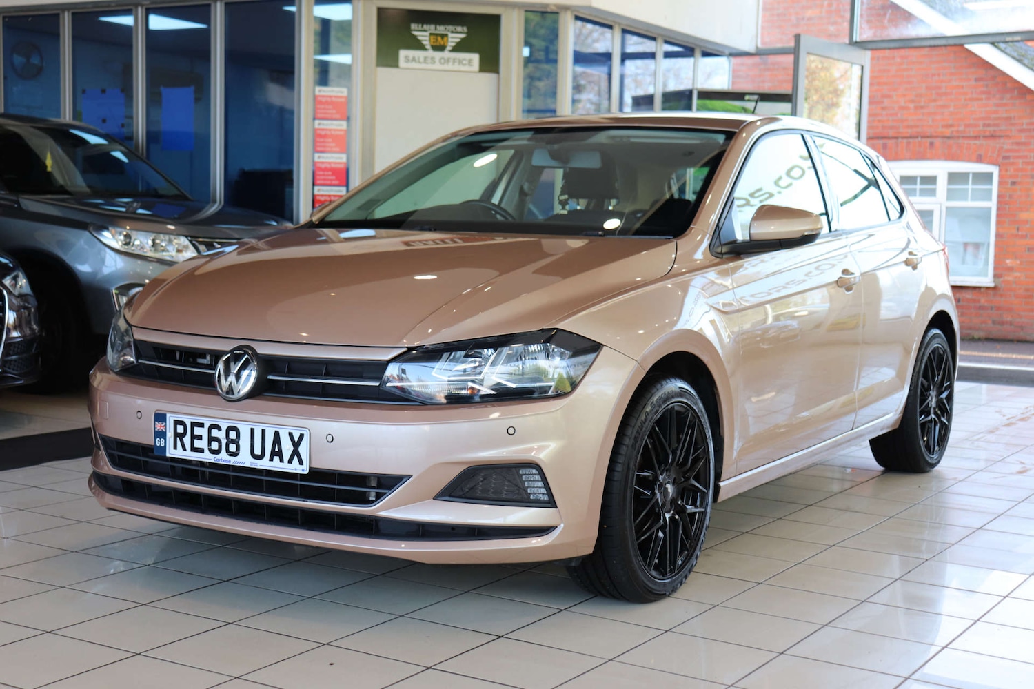 Used Volkswagen Polo 2018 for sale - 76748567: Photo 2