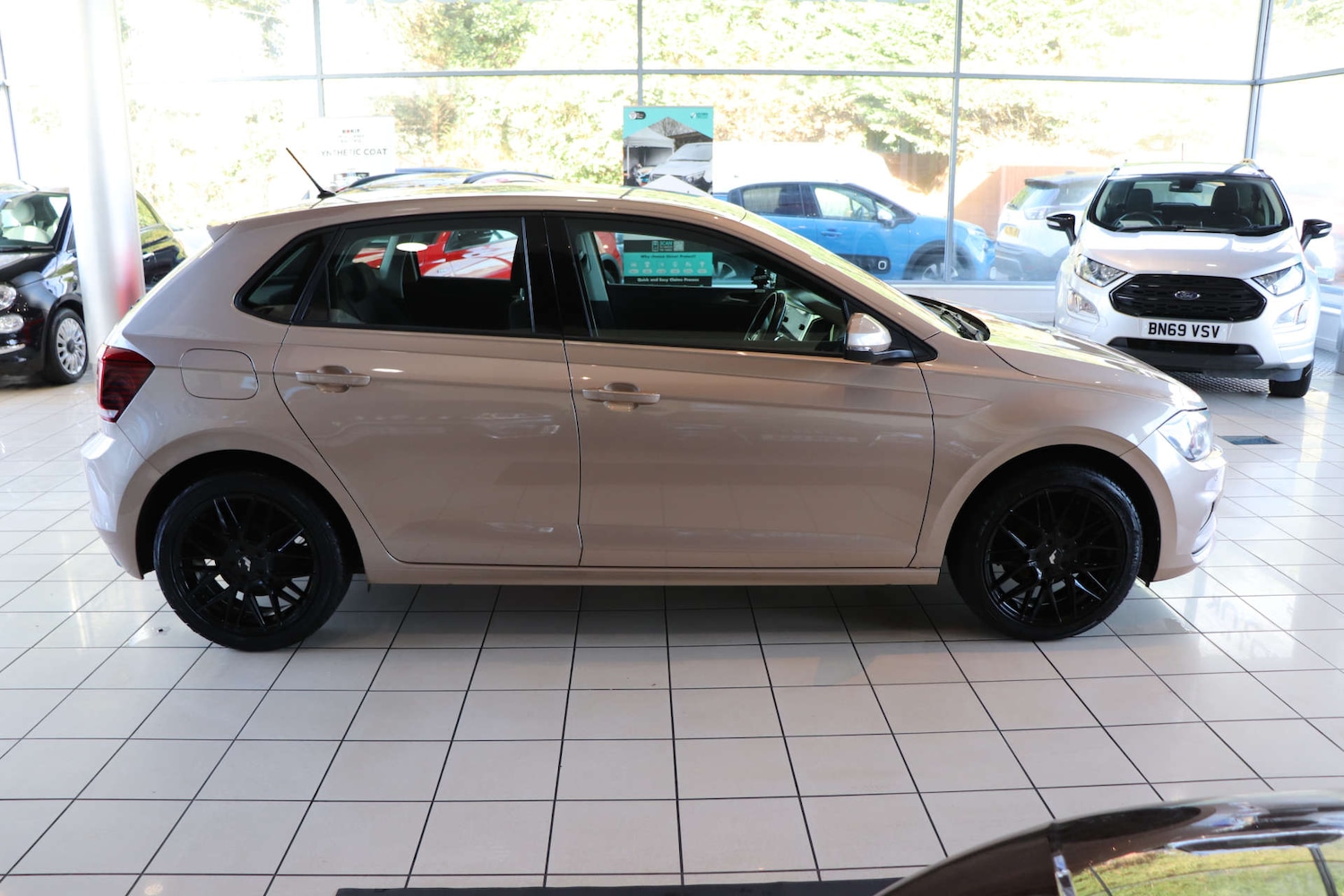 Used Volkswagen Polo 2018 for sale - 76748567: Photo 9