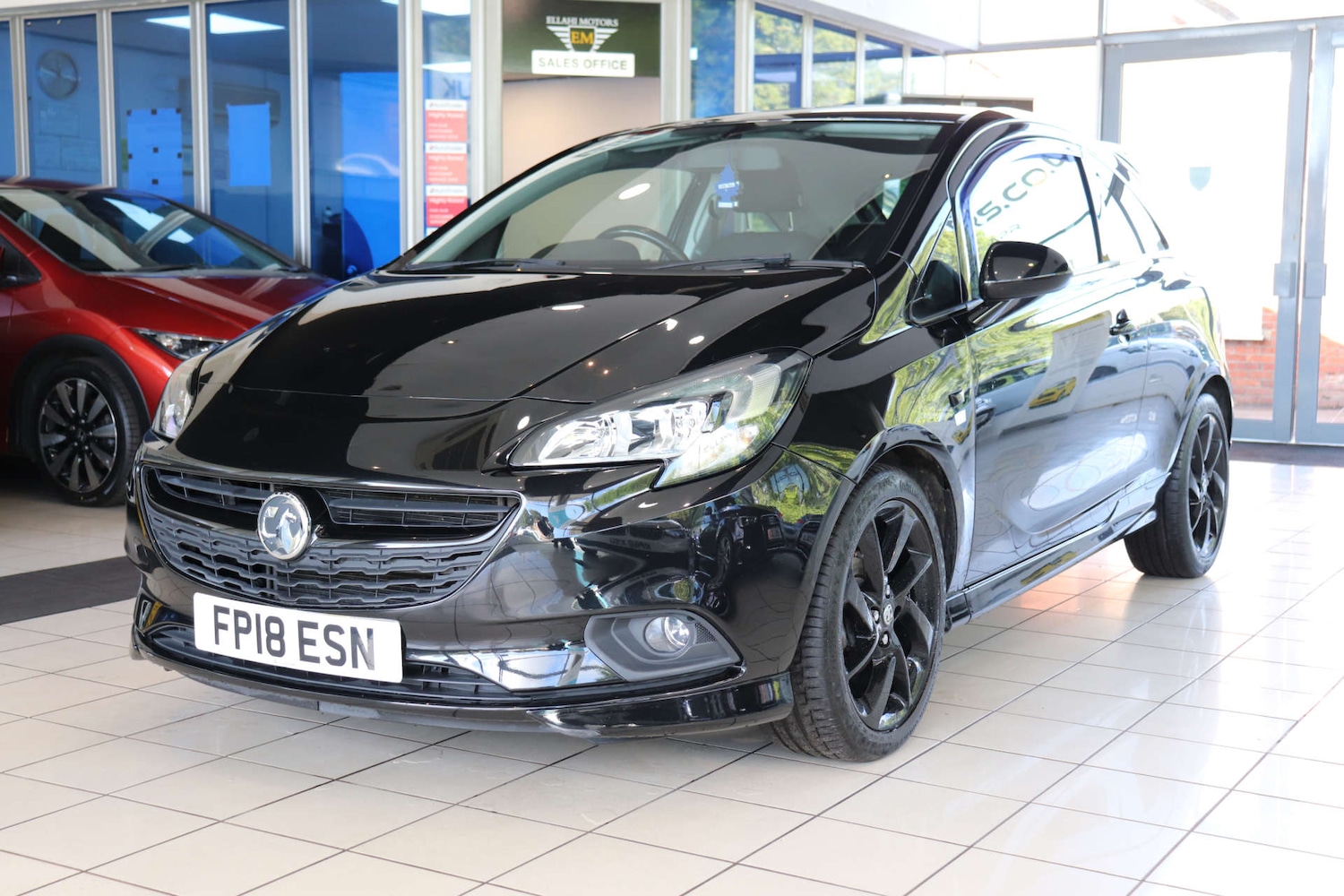 Used Vauxhall Corsa 2018 for sale - 76005232: Photo 2