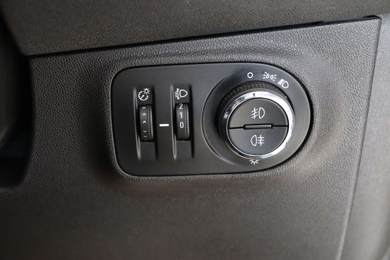 Used Vauxhall Corsa 2018 for sale - 76005232: Photo 52