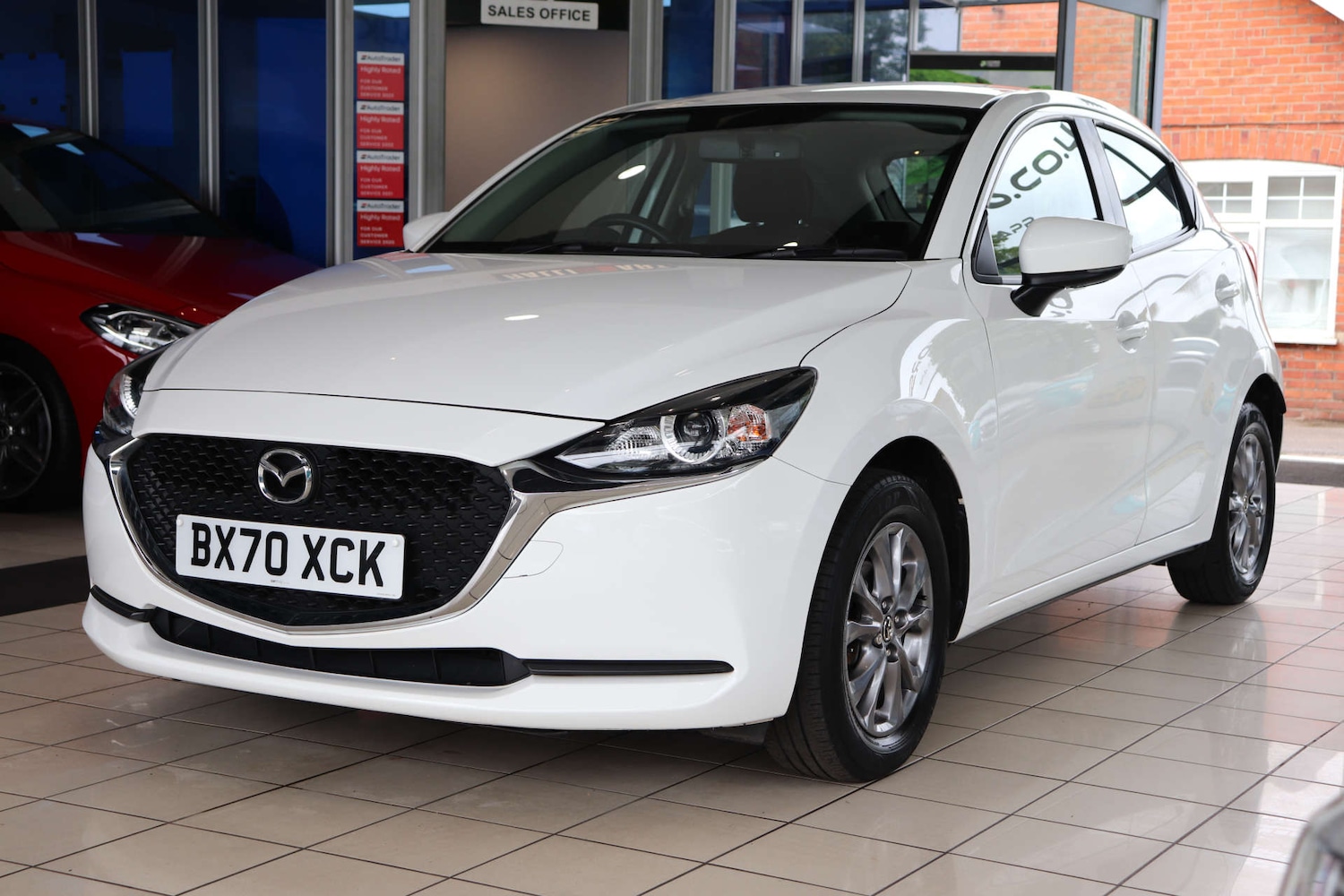 Used Mazda Mazda2 2020 for sale - 76277482: Photo 2