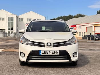 Used Toyota Verso 2014 for sale - 79704658: Photo