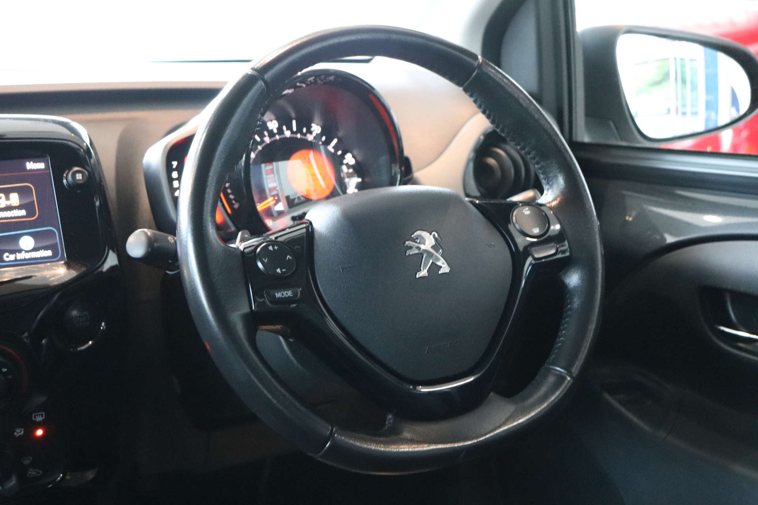 Used Peugeot 108 2018 for sale - 76830042: Photo 16