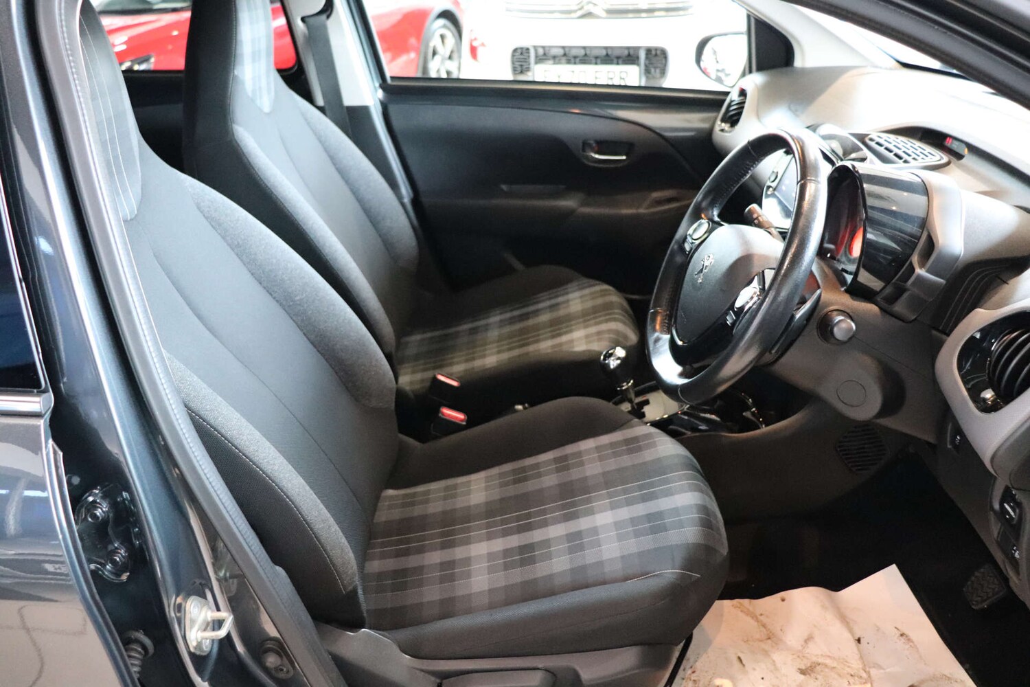 Used Peugeot 108 2018 for sale - 76830042: Photo 18