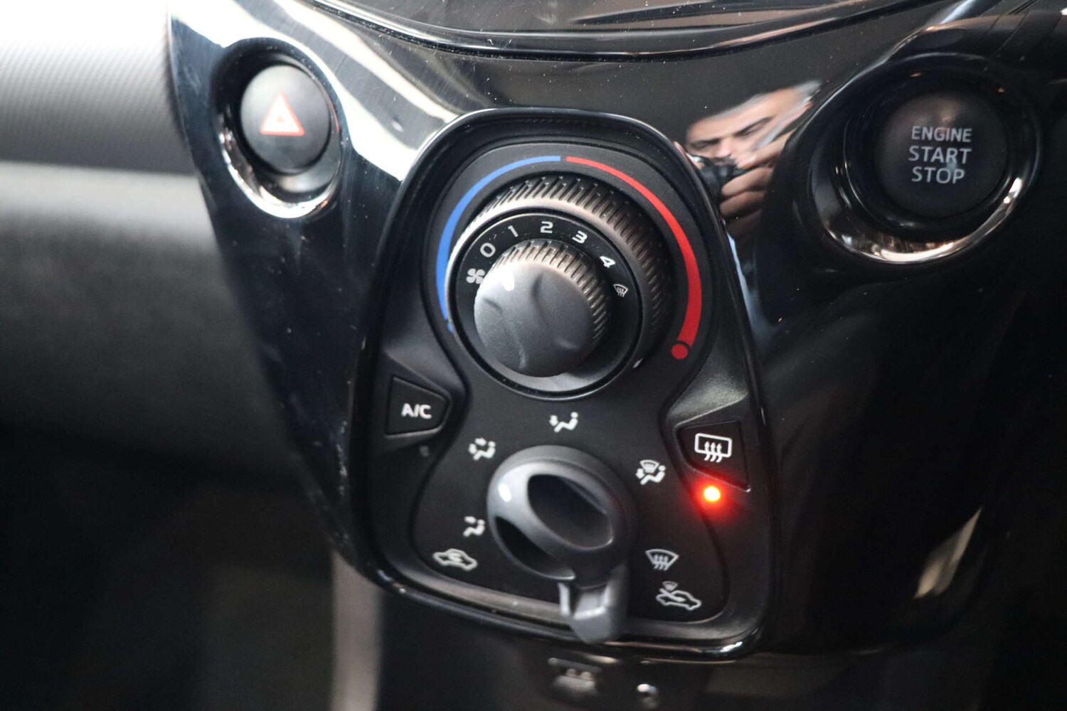 Used Peugeot 108 2018 for sale - 76830042: Photo 44