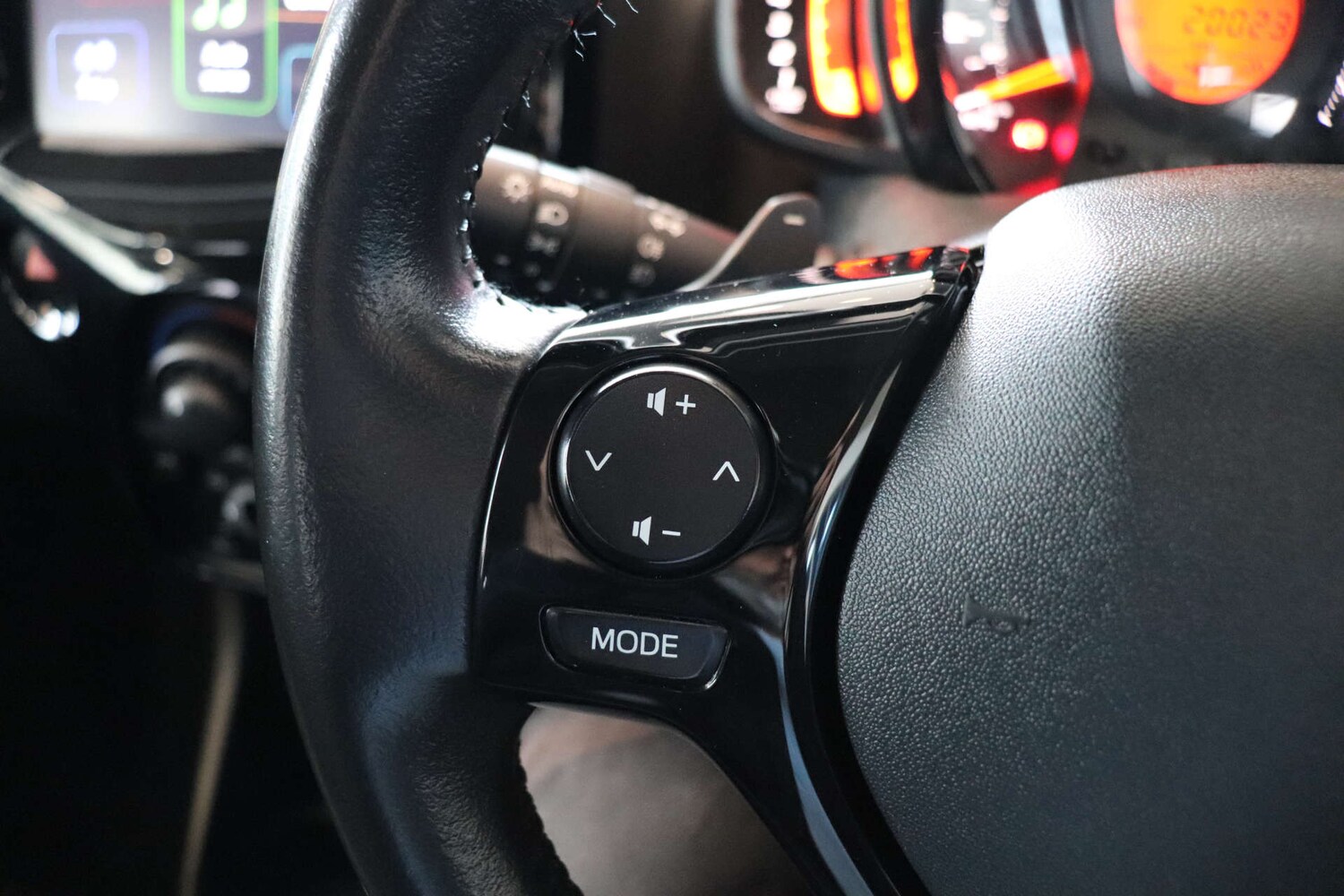 Used Peugeot 108 2018 for sale - 76830042: Photo 49