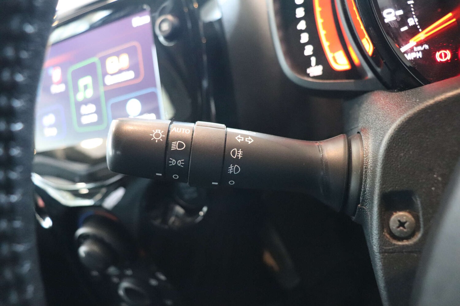 Used Peugeot 108 2018 for sale - 76830042: Photo 52