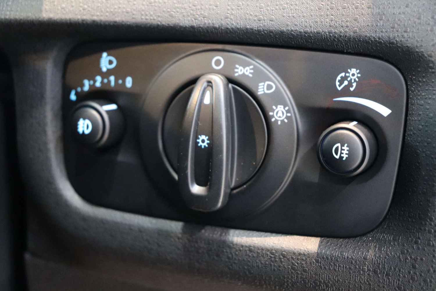 Used Ford Fiesta 2017 for sale - 76600665: Photo 54