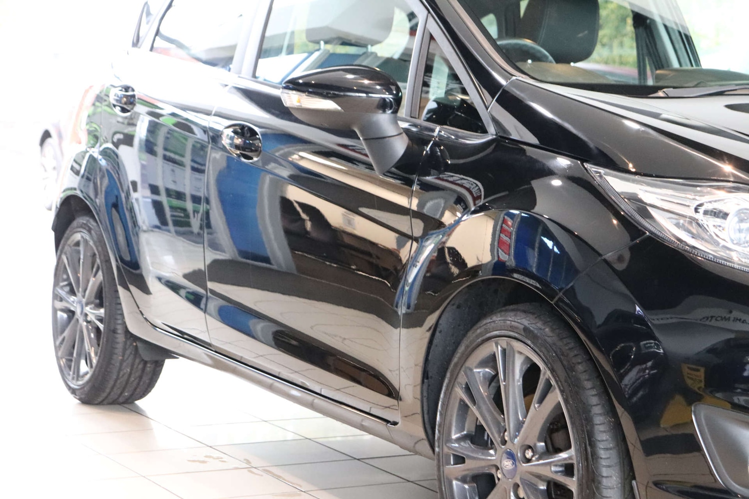 Used Ford Fiesta 2017 for sale - 76600665: Photo 64