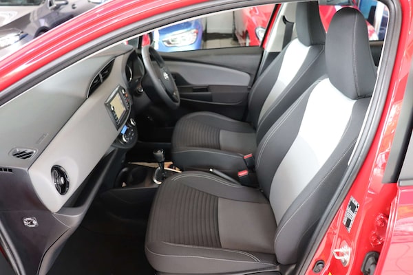 Used Toyota Yaris 2019 for sale - 74693984: Photo 33