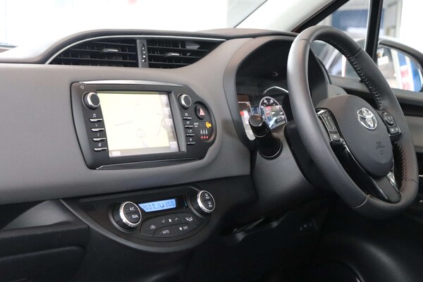 Used Toyota Yaris 2019 for sale - 74693984: Photo 37