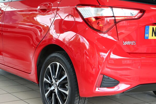 Used Toyota Yaris 2019 for sale - 74693984: Photo 76