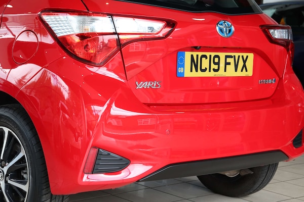 Used Toyota Yaris 2019 for sale - 74693984: Photo 77