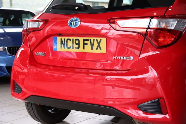 Used Toyota Yaris 2019 for sale - 74693984: Photo 81